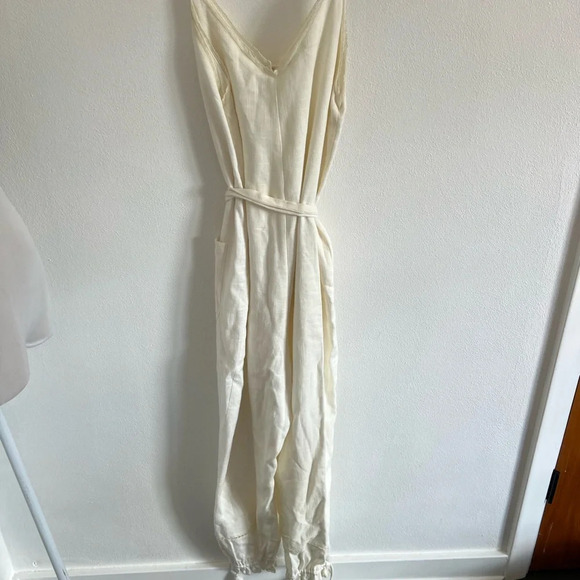Spell & the Gypsy Milla Strappy Jumpsuit Womens S Off White Linen Jumper - Picture 4 of 8